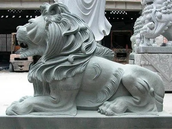 雕塑藝術以其獨特的藝術形式展現了不同時代的風格